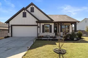 107 Freeman Day Dr, Bastrop, TX 78602 - Photo 1