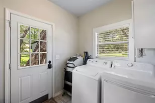 208 Ave G, Johnson City, TX 78636 - Photo 29