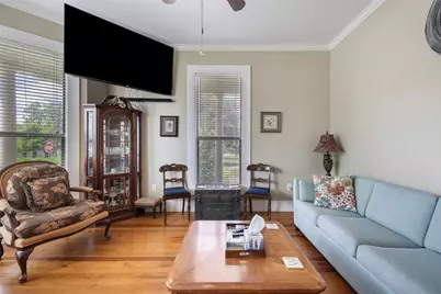 208 Avenue G, Johnson City, TX 78636 - Photo 9