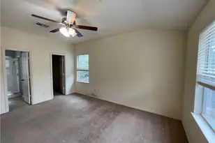 10412 Maydelle Dr, Austin, TX 78748 - Photo 9