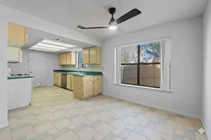 3904 Burr Oak Ln, Austin, TX 78727 - Photo 9