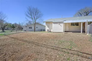 120 Coers Cir, San Marcos, TX 78666 - Photo 11