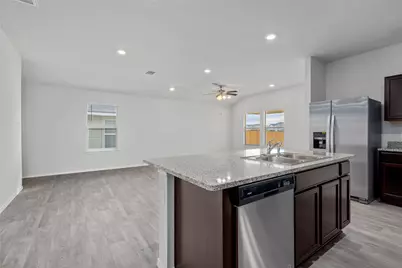 163 McNamara Court, Jarrell, TX 76537 - Photo 3
