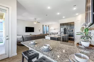 409 Mangold Dr, Hutto, TX 78634 - Photo 11