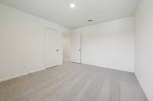 615 Lagoon Dr, Maxwell, TX 78656 - Photo 15