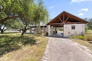 334 Coventry Rd, Spicewood, TX 78669 - Photo 15
