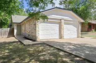 12820 Tomanet Trail, Austin, TX 78727 - Photo 25