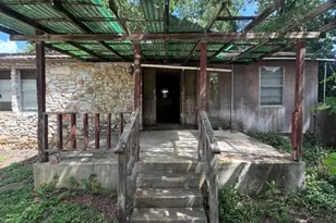 805 Rodriquez St, San Marcos, TX 78666 - Photo 3