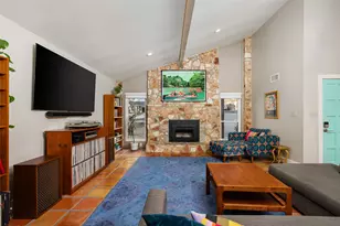 2210 Red Fox Rd, Austin, TX 78734 - Photo 5