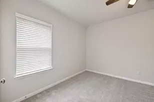 301 Banyon Dr, Liberty Hill, TX 78642 - Photo 11