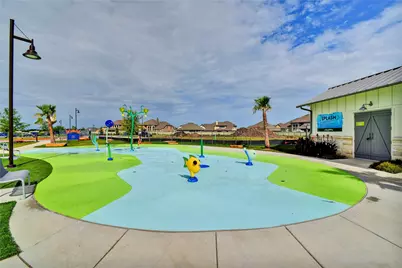 301 Banyon Drive, Liberty Hill, TX 78642 - Photo 15