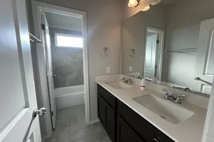 504 Star Garnet Dr, Jarrell, TX 76537 - Photo 17