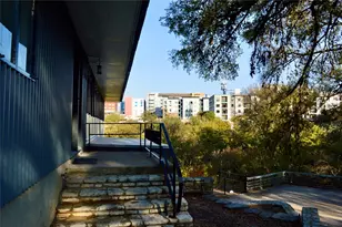 2410 Pemberton Pkwy, Austin, TX 78703 - Photo 21