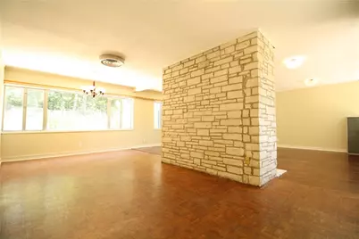 2410 Pemberton Parkway, Austin, TX 78703 - Photo 9
