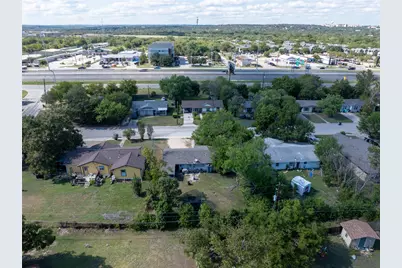 413 Patricia Drive, San Marcos, TX 78666 - Photo 9