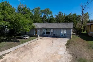 413 Patricia Dr, San Marcos, TX 78666 - Photo 11