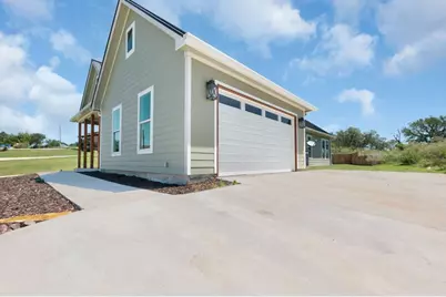 908 Sandy Mountain Drive, Llano, TX 78643 - Photo 15