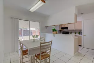 815 Hill Wood Dr, Austin, TX 78745 - Photo 9