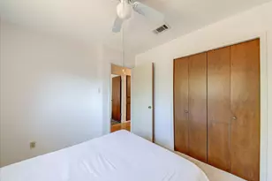 815 Hill Wood Dr, Austin, TX 78745 - Photo 21