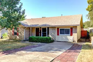 815 Hill Wood Dr, Austin, TX 78745 - Photo 3