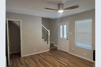 7800 Northcrest Boulevard #407, Austin, TX 78752 - Photo 21
