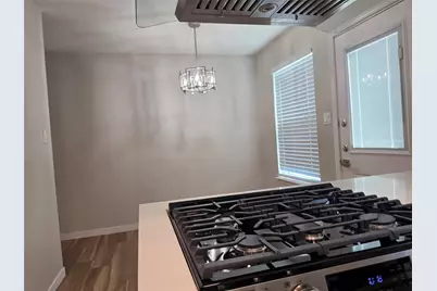 7800 Northcrest Boulevard #407, Austin, TX 78752 - Photo 9