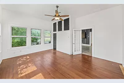 433 E Davilla Street, Bartlett, TX 76511 - Photo 9