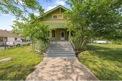433 E Davilla Street, Bartlett, TX 76511 - Photo 1