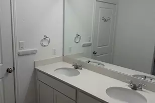 108 Esparza Dr, Bastrop, TX 78602 - Photo 9