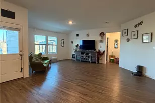 108 Esparza Dr, Bastrop, TX 78602 - Photo 7