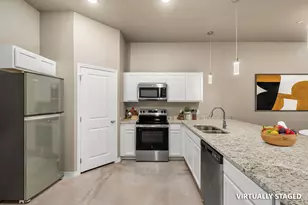 408 W Avenue C, Copperas Cove, TX 76522 - Photo 5
