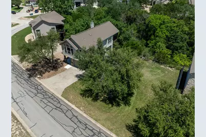 433 Venture Boulevard S, Point Venture, TX 78645 - Photo 27