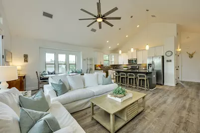 433 Venture Boulevard S, Point Venture, TX 78645 - Photo 9