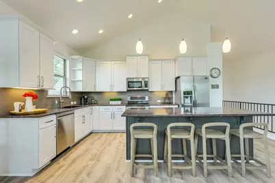 433 Venture Boulevard S, Point Venture, TX 78645 - Photo 11