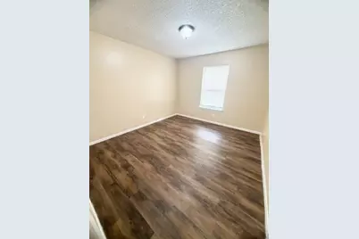 139 Elm Drive #203, Lockhart, TX 78644 - Photo 5