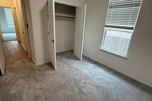 204 Robert Hightower Dr, Jarrell, TX 76537 - Photo 11