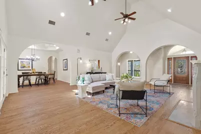 187 Stephen F Austin Boulevard, Bastrop, TX 78602 - Photo 9