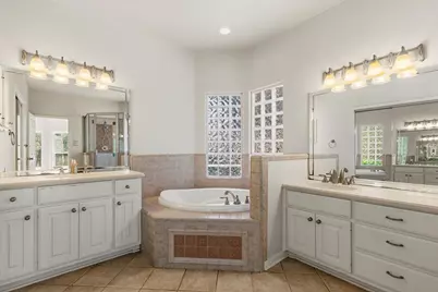187 Stephen F Austin Boulevard, Bastrop, TX 78602 - Photo 15