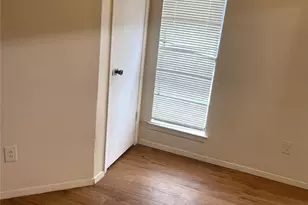 1902 West Loop, Austin, TX 78758 - Photo 17