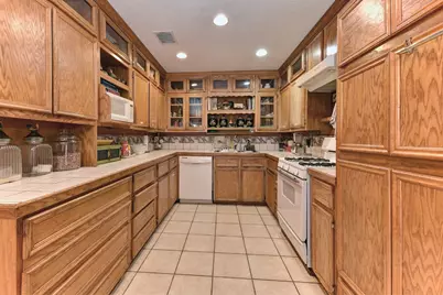 4525 Bell Springs Road, Dripping Springs, TX 78620 - Photo 17