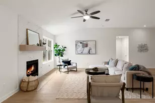 8104 Doe Meadow Dr, Austin, TX 78749 - Photo 13