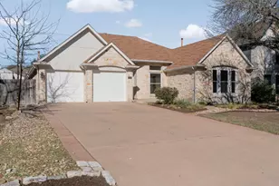 8104 Doe Meadow Dr, Austin, TX 78749 - Photo 7