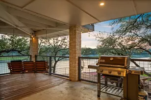 1352 Lakeshore Dr, Spicewood, TX 78669 - Photo 21