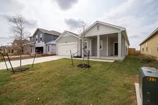391 Wren Ln, Kyle, TX 78640 - Photo 3