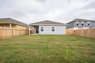 391 Wren Ln, Kyle, TX 78640 - Photo 25