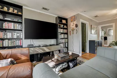 809 E 44th Street, Austin, TX 78751 - Photo 13