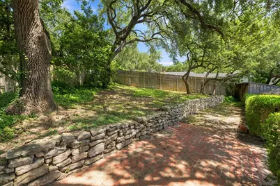 2802 Pecos Street, Austin, TX 78703 - Photo 31