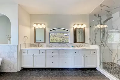 13803 Lake View Drive, Austin, TX 78732 - Photo 31