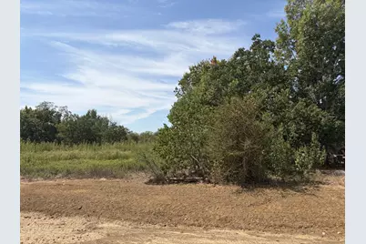 749 Caldwell Street, Lexington, TX 78947 - Photo 3