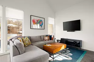 902 Garden Villa Ct, Austin, TX 78704 - Photo 11